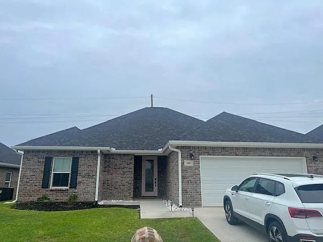 308 Evan Ln