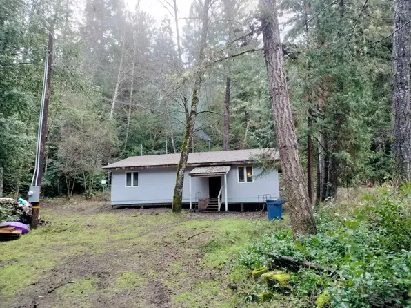 926 Mitchell Rd, Hoopa, CA 95546