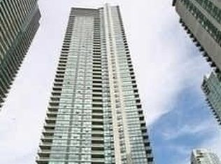 16 Harbour St #4001, Toronto, ON M5J2Z7