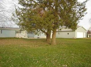 33974 Conley Rd, Mackinaw, IL 61755