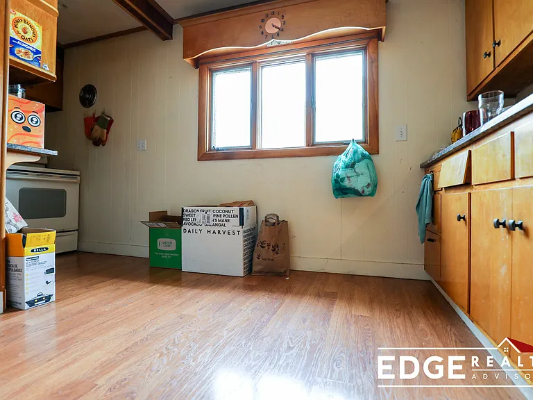 24 Lyne Rd #2 — Photo 8