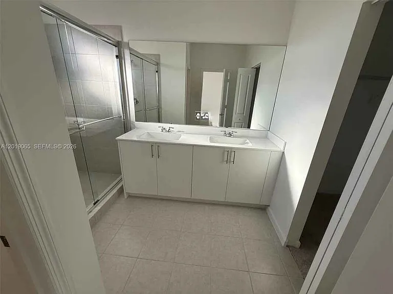 4957 Oakmont Ave — Photo 27