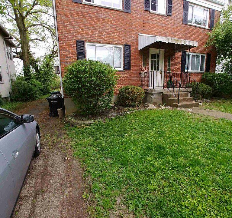 1st image of 863 Academy Ave #4