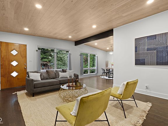 4th image of 835 W 53rd St