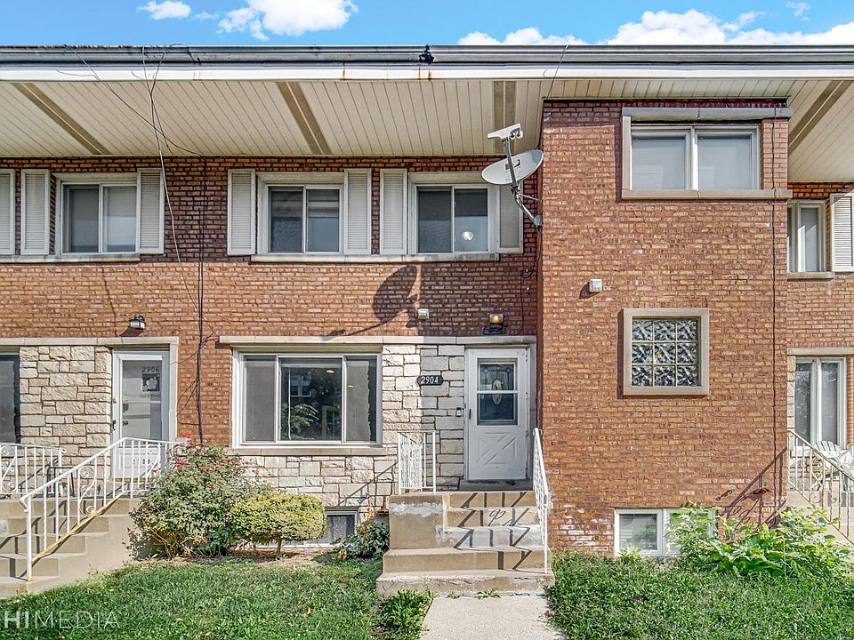 1st image of 2904 W Arthur Ave #2904