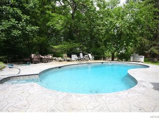 241 Mount Airy Rd W, Croton On Hudson, NY 10520