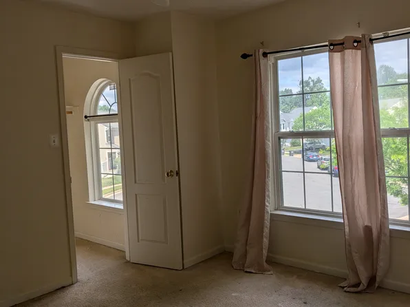 (undisclosed Address), Dumfries, VA 22026