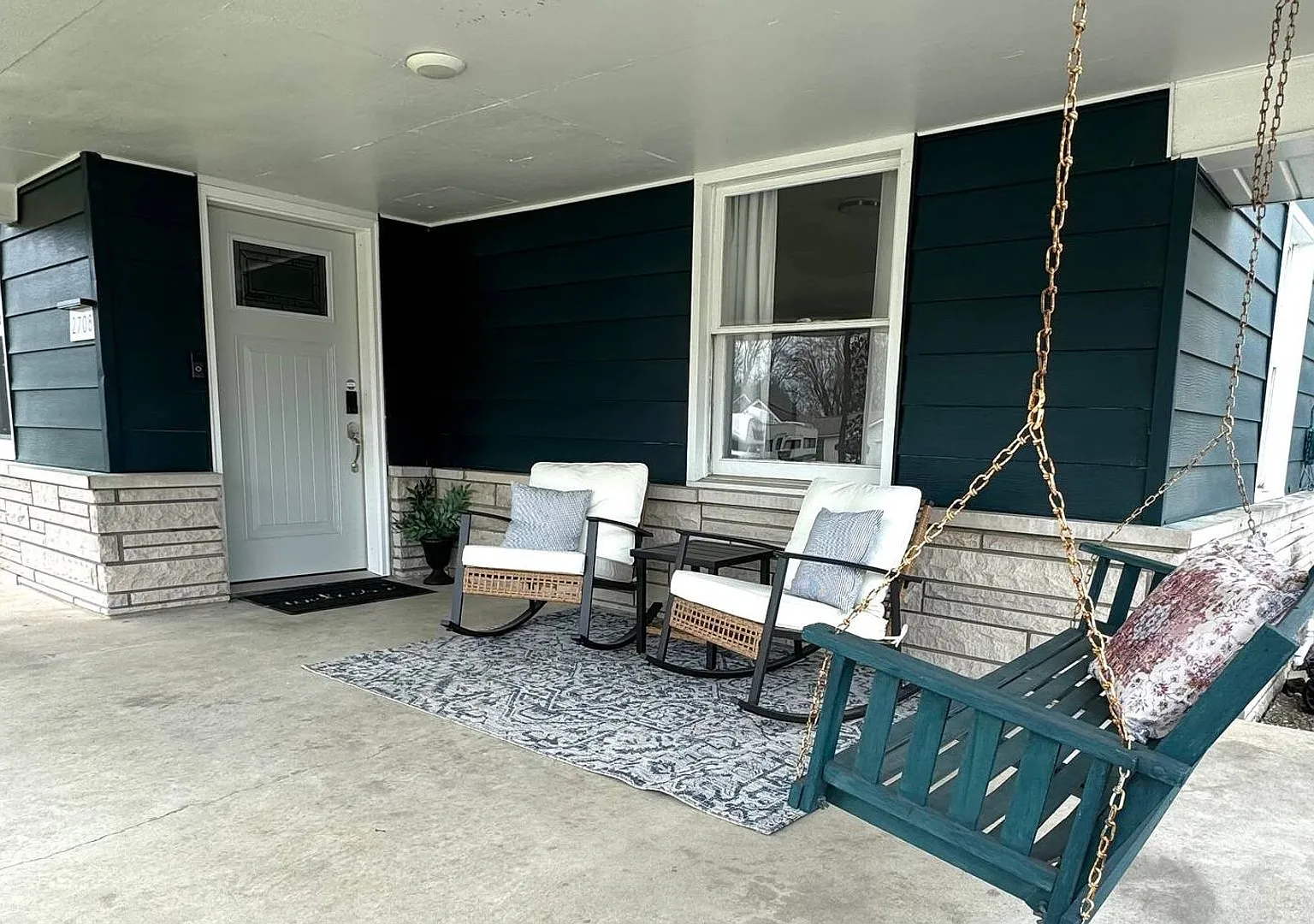 2708 S Rogers - Fully Furnished!! — Photo 1