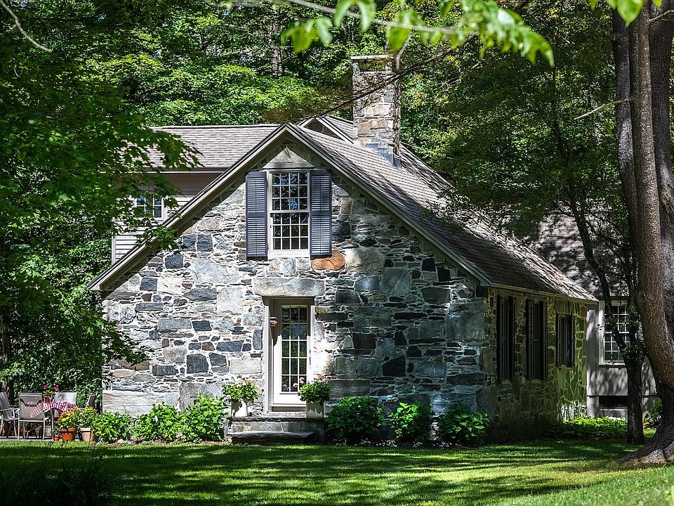 1937 Green Mountain Turnpike, Chester, VT 05143 Zillow