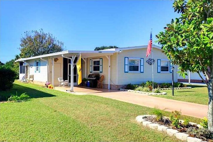1st image of 1133 Barefoot Cir