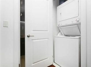 168 Simcoe St, Toronto, ON M5H4C9