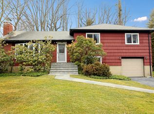 191 Pinewood Rd, Hartsdale, NY 10530