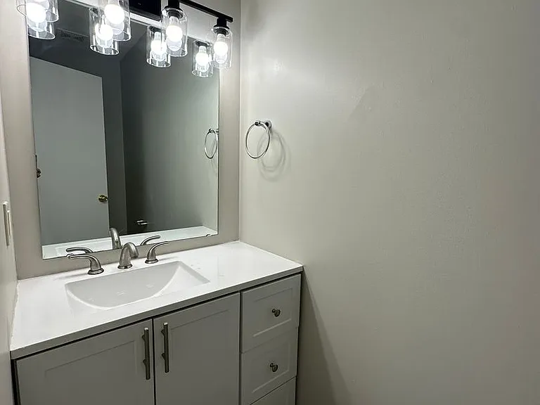 3611-3613 E Thornhill-ROLLEY — Photo 8