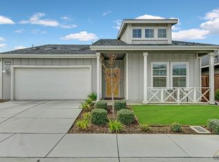 9807 Crystal Falls Ln, Shafter, CA 93263