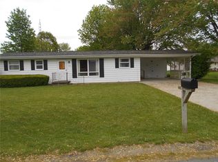 704 N Main St, Vandalia, MO 63382