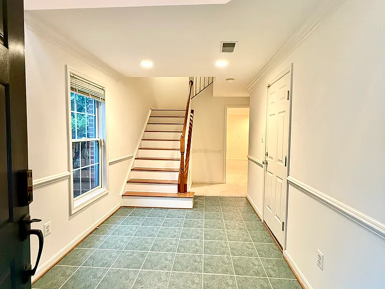 4028 Heatherstone Ct — Photo 31