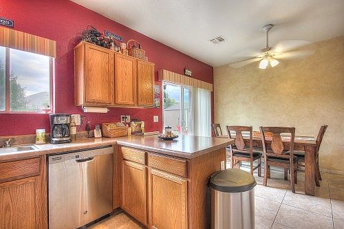 4th image of 4431 Deer Springs Dr