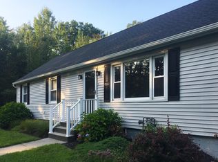 633 Bruno Rd, Clifton Park, NY 12065