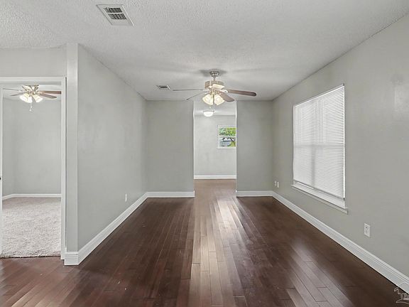 5th image of 6810 Myra St