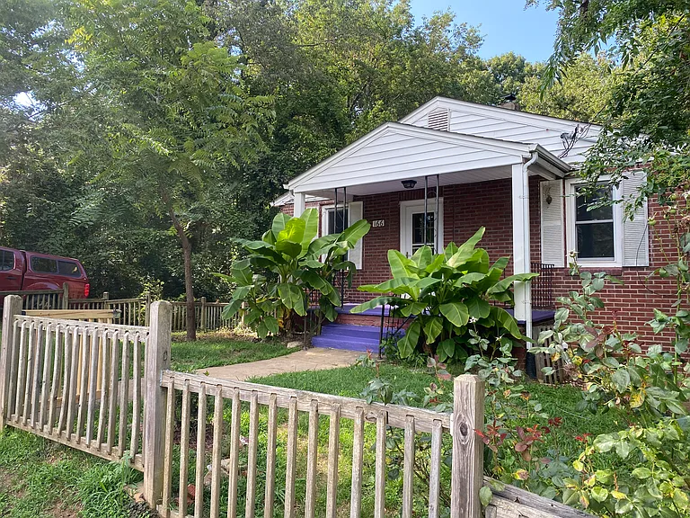 166 Courtland Pl #UP — Photo 5