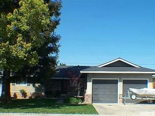 2335 E Marshall Rd, Turlock, CA 95380