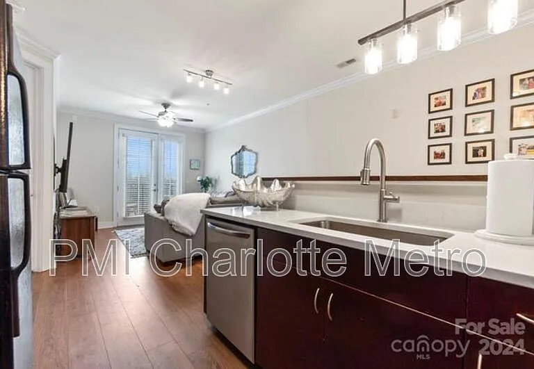 1101 W 1st St #311 — Photo 6