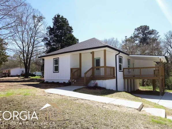 160 Arnco 6th St, Newnan, GA 30263