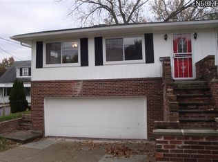 10820 Mountview Ave, Garfield Heights, OH 44125