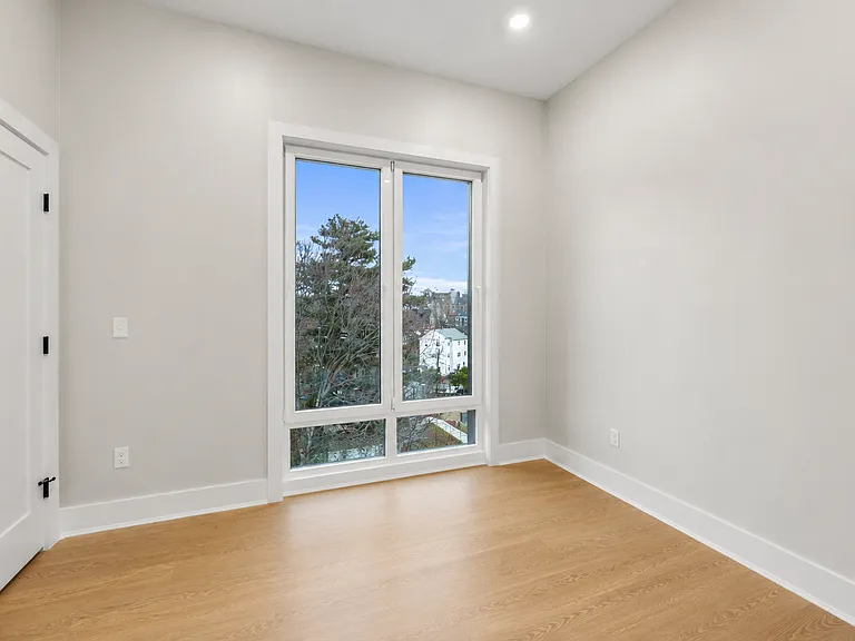 379 Somerville Ave #3 — Photo 7