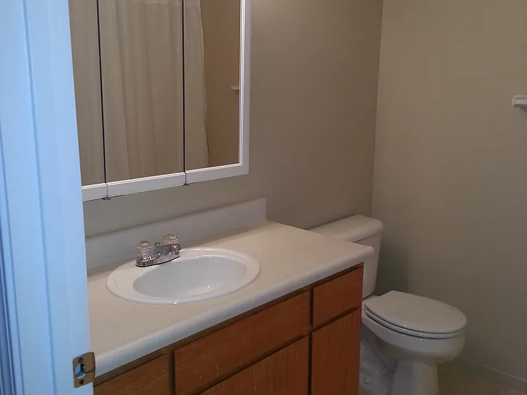 8 Cameron Dr — Photo 6