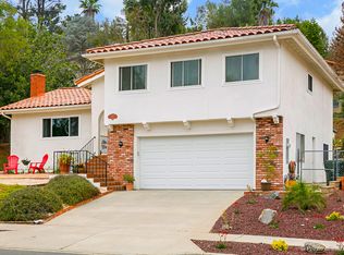 1013 Deerhaven Dr, Vista, CA 92084
