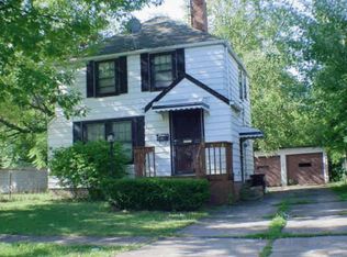 1538 Larchmont Rd, Cleveland, OH 44110