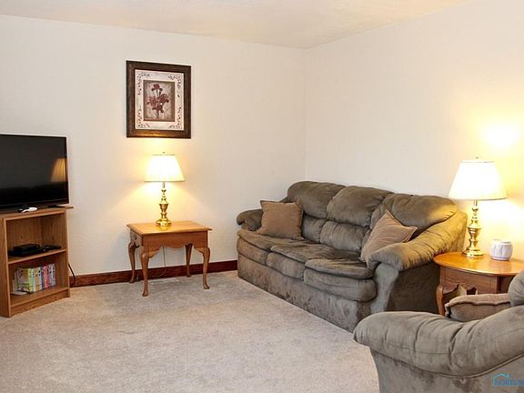 4th image of 531 Woodland Dr