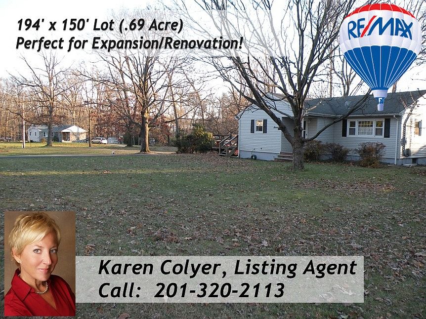 194' x 150' Lot (.69 Acre)