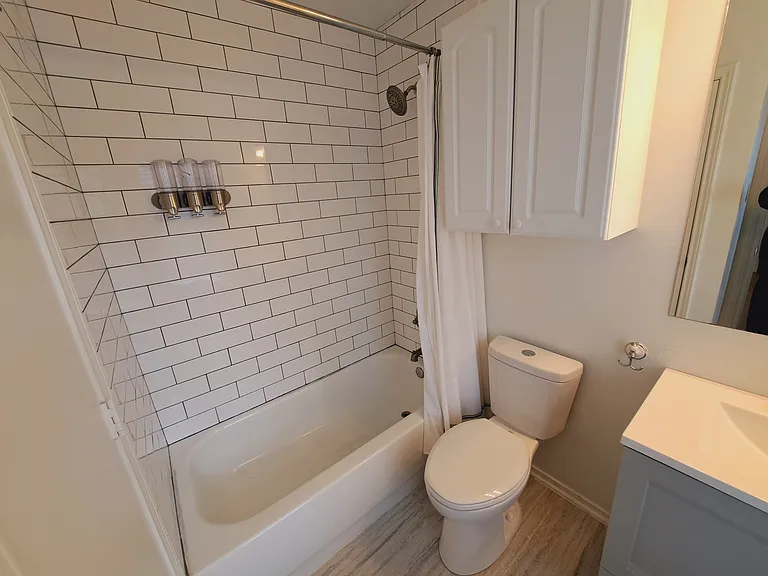 6703 Hill Oaks Dr #A — Photo 17