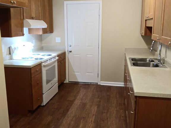 5th image of 413 29th Pl #A