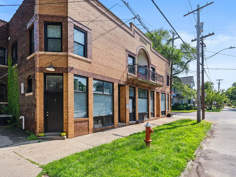 3800 Woodbine Ave #1 — Photo 4