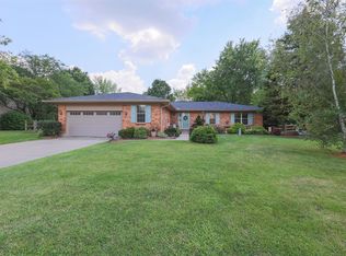 5593 Beech Grove Dr, Milford, OH 45150