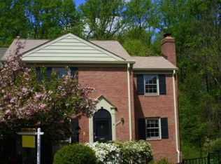 3209 Adams Ct, Fairfax, VA 22030