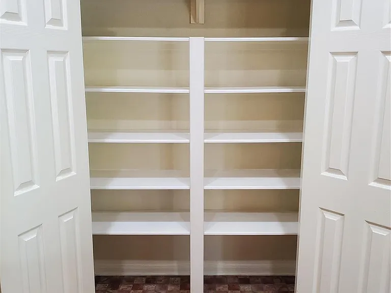 2715 Falling Forest Ct — Photo 23