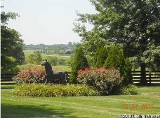 53 Chablis Premier Cir, Simpsonville, KY 40067