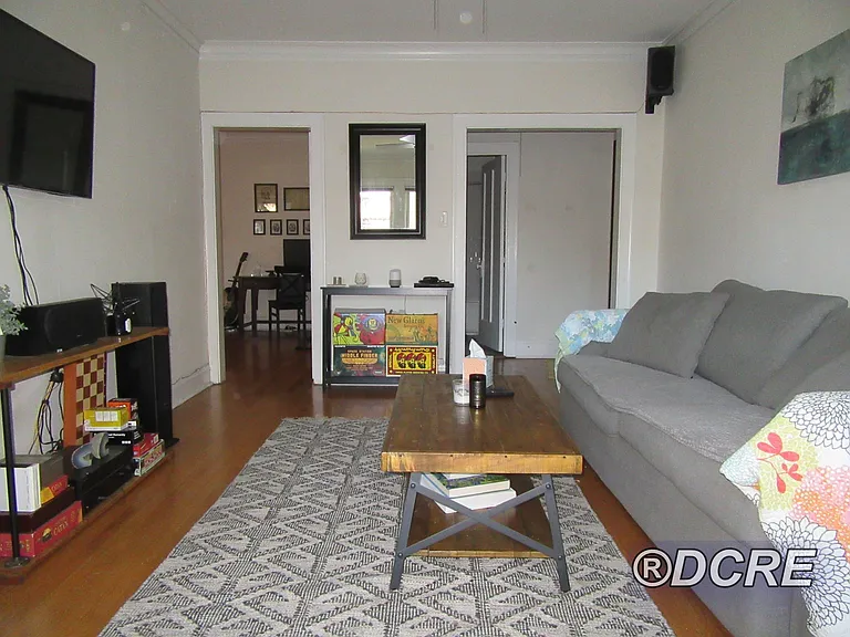 1204 W Newport Ave #2 — Photo 3