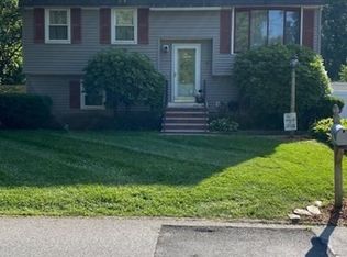 45 Pines Rd, Billerica, MA 01821