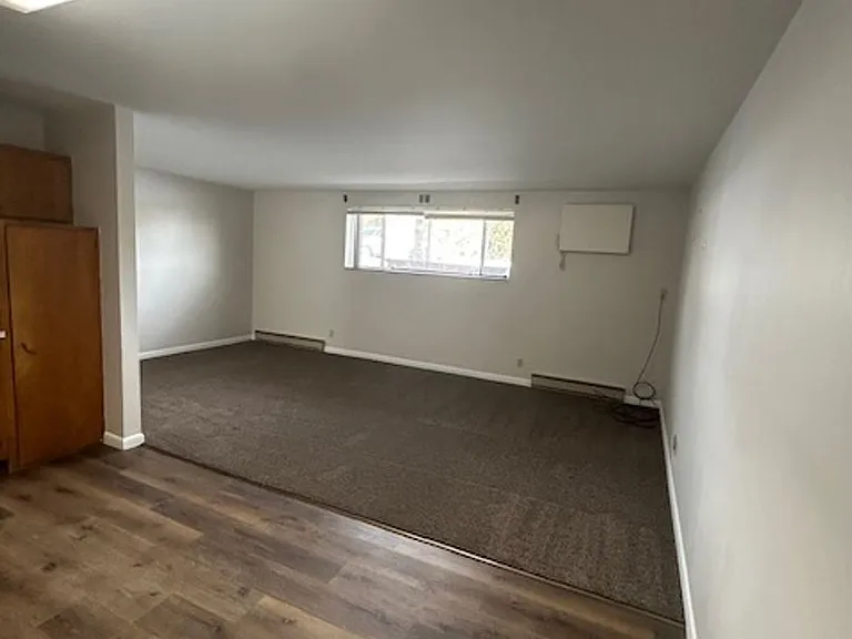 319 Hillcrest Dr — Photo 6