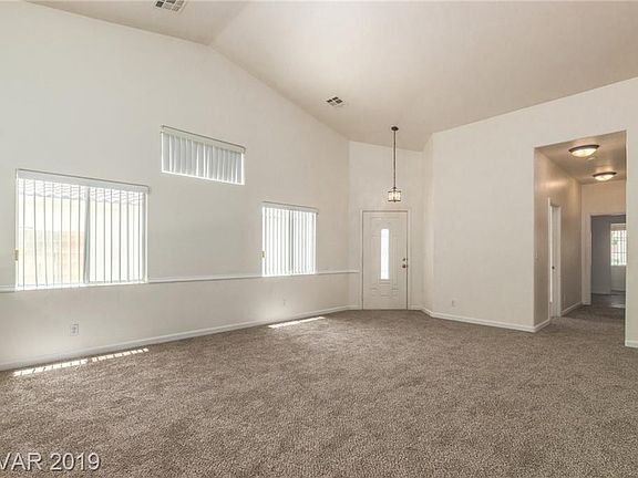 5th image of 6024 Hunter Jumper St