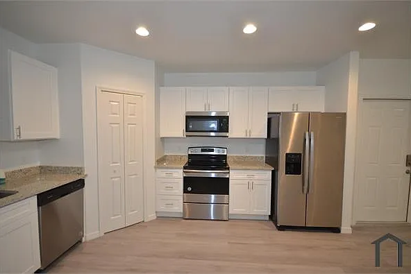 2218 Quality Life Center Way — Photo 21
