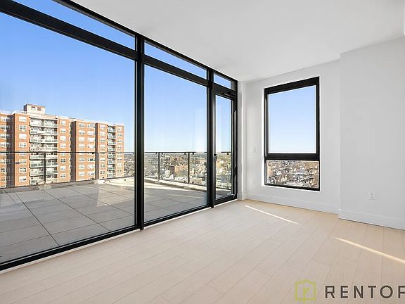 4th image of 1634 Flatbush Ave #546