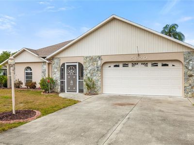 5820 Helen Way, Sarasota, FL, 34243