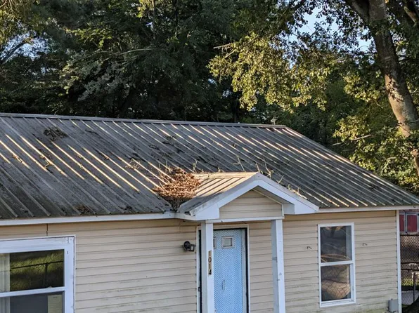 1014 Beck St, Griffin, GA 30224