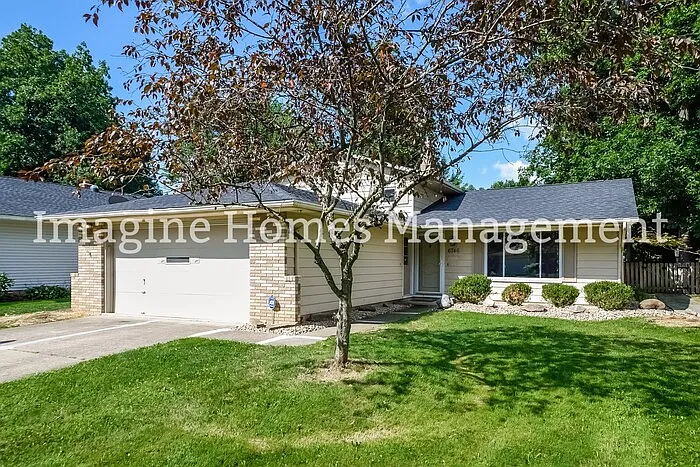 3 bed, 2.0 bath, 1836 sqft, $2,750 — Photo 1